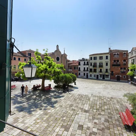 Soderini Splendor: First Floor Palazzo Charm At Castello Square * Venice